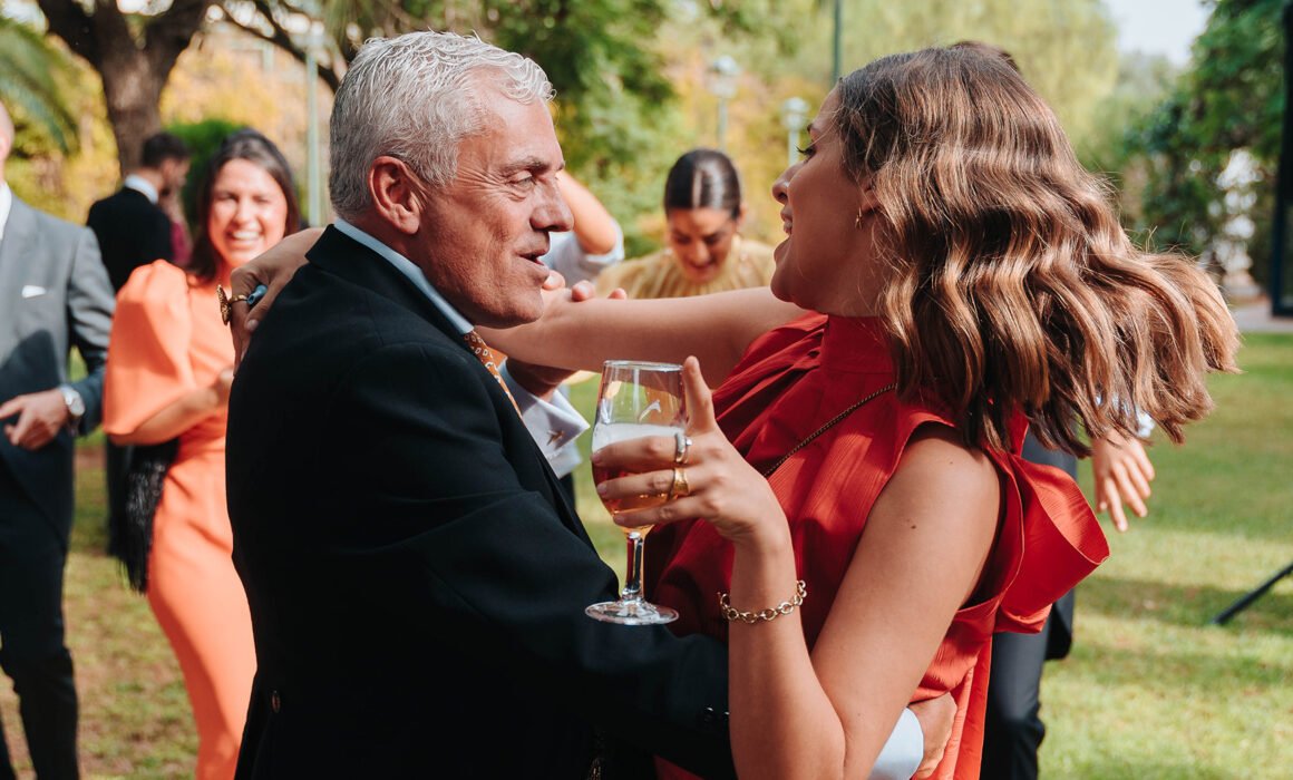 Los 5 estilos musicales que harán bailar a todos tus invitados